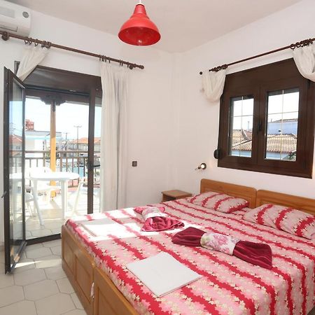Apartments Villa Castor Pefkochori Ngoại thất bức ảnh