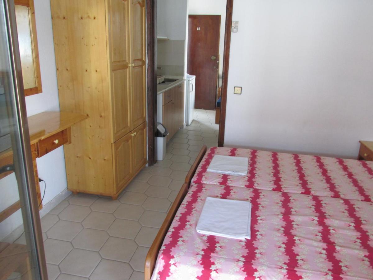Apartments Villa Castor Pefkochori Ngoại thất bức ảnh